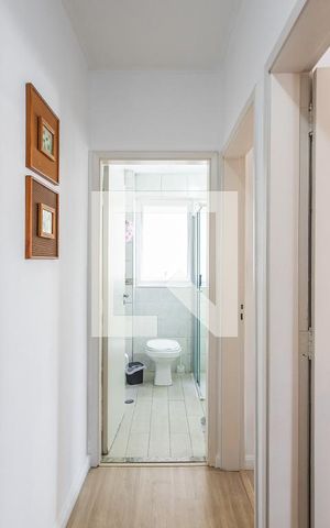 Apartamento à venda com 76m², 2 quartos e 1 vagaCorredor