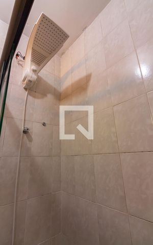 Casa à venda com 320m², 4 quartos e 3 vagas Casa à venda com 320m², 4 quartos e 3 vagasBanheiro da Suíte 3