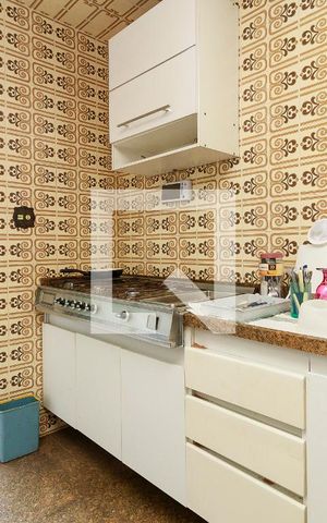 Casa para alugar com 550m², 4 quartos e 6 vagas Casa para alugar com 550m², 4 quartos e 6 vagasCozinha