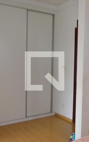 Casa à venda com 550m², 4 quartos e 4 vagasSuite