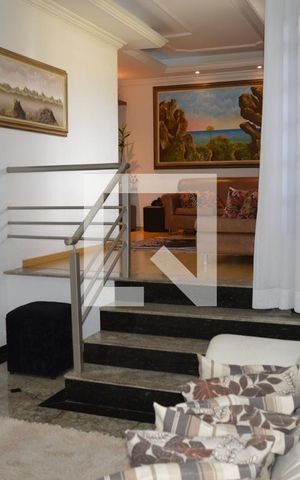 Casa à venda com 550m², 4 quartos e 4 vagasSala 2