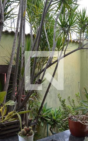 Casa à venda com 550m², 4 quartos e 4 vagasJardim da Garagem