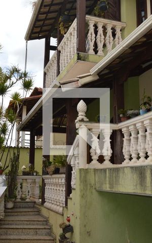 Casa à venda com 550m², 4 quartos e 4 vagasGaragem