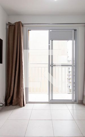 Apartamento à venda com 35m², 2 quartos e sem vaga Apartamento à venda com 35m², 2 quartos e sem vagaSala