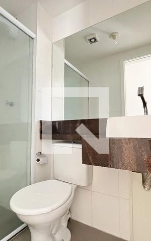 Apartamento à venda com 50m², 2 quartos e 1 vaga Apartamento à venda com 50m², 2 quartos e 1 vagaBanheiro