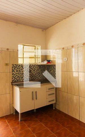 Casa para alugar com 59m², 1 quarto e 1 vaga Casa para alugar com 59m², 1 quarto e 1 vagaCozinha