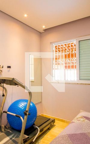 Casa para alugar com 180m², 2 quartos e 3 vagas Casa para alugar com 180m², 2 quartos e 3 vagasQuarto 2 - Suíte