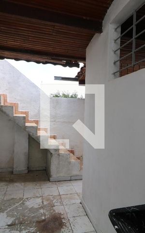 Casa para alugar com 50m², 1 quarto e sem vagaÁrea de Serviço