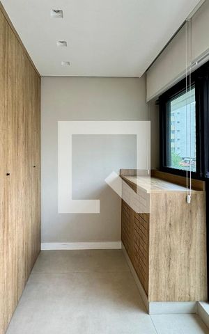 Apartamento à venda com 115m², 3 quartos e 2 vagas Apartamento à venda com 115m², 3 quartos e 2 vagasÁrea de Serviço