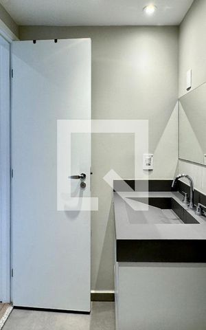 Apartamento à venda com 115m², 3 quartos e 2 vagas Apartamento à venda com 115m², 3 quartos e 2 vagasBanheiro da Suíte 1