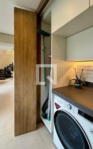 Apartamento à venda com 115m², 3 quartos e 2 vagas Apartamento à venda com 115m², 3 quartos e 2 vagasÁrea de Serviço