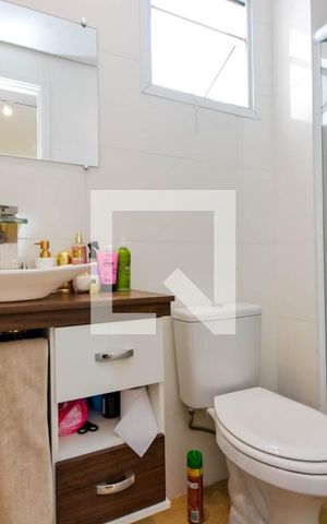 Apartamento para alugar com 75m², 3 quartos e 1 vaga Apartamento para alugar com 75m², 3 quartos e 1 vagaBanheiro da Suíte