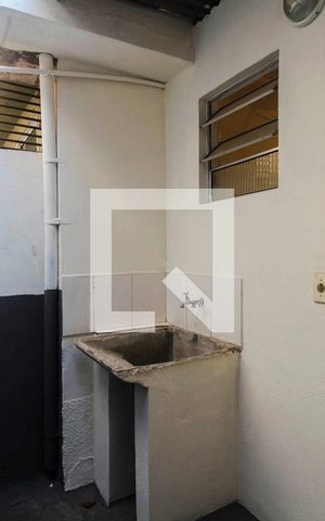 Casa para alugar com 70m², 1 quarto e sem vaga Casa para alugar com 70m², 1 quarto e sem vagaÁrea de serviço