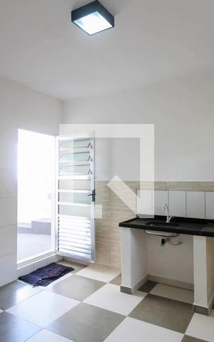 Casa para alugar com 70m², 1 quarto e sem vaga Casa para alugar com 70m², 1 quarto e sem vagaSala/Cozinha