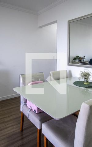 Apartamento à venda com 64m², 3 quartos e 2 vagas Apartamento à venda com 64m², 3 quartos e 2 vagasSala