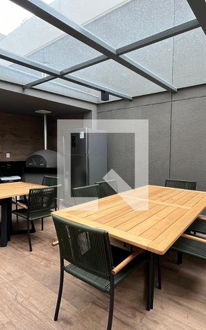 Apartamento à venda com 48m², 2 quartos e sem vagaÁrea comum - Churrasqueira