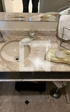 Apartamento à venda com 210m², 4 quartos e 4 vagasLavabo
