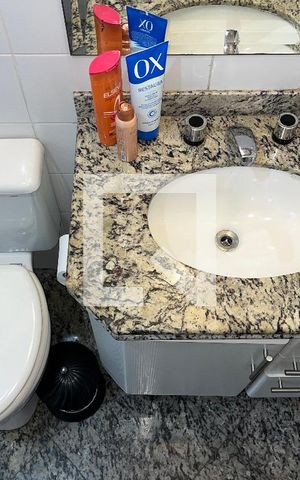 Apartamento à venda com 210m², 4 quartos e 4 vagasBanheiro - Quarto 2