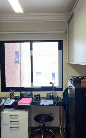 Apartamento à venda com 210m², 4 quartos e 4 vagasQuarto 3