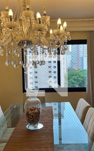 Apartamento à venda com 210m², 4 quartos e 4 vagasSala