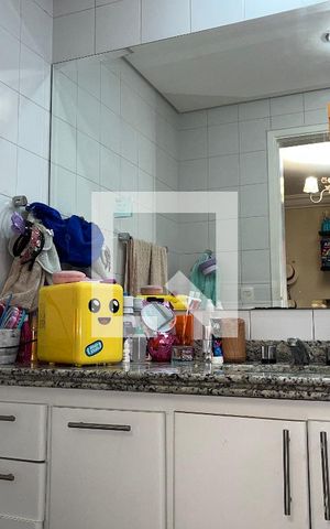 Apartamento à venda com 210m², 4 quartos e 4 vagasBanheiro - Quarto 3