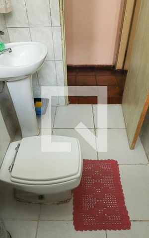 Casa à venda com 160m², 4 quartos e 2 vagasBanheiro Social