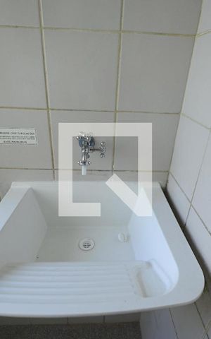 Apartamento para alugar com 77m², 3 quartos e 1 vagaÁrea de Serviço