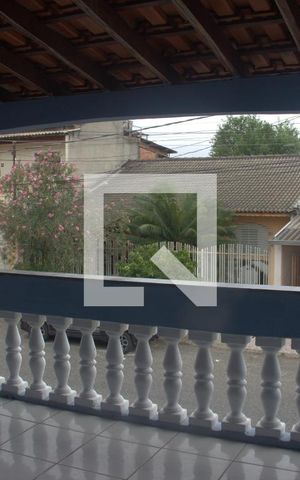 Casa para alugar com 188m², 3 quartos e 1 vaga Casa para alugar com 188m², 3 quartos e 1 vagaSacada