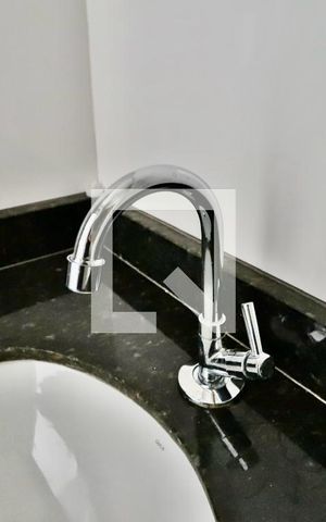 Apartamento à venda com 42m², 2 quartos e sem vaga Apartamento à venda com 42m², 2 quartos e sem vagaBanheiro
