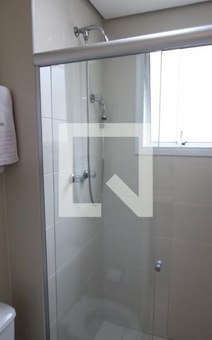 Apartamento à venda com 87m², 3 quartos e 2 vagasQuarto 2 - Banheiro