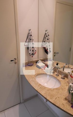 Apartamento à venda com 87m², 3 quartos e 2 vagasQuarto 2 - Banheiro