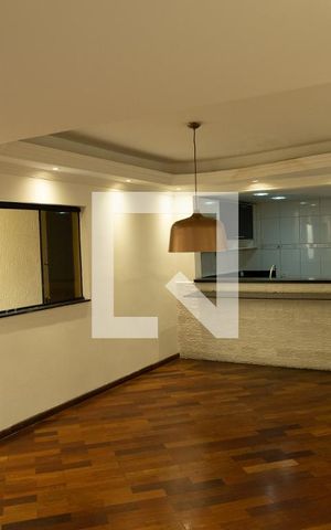 Casa à venda com 150m², 2 quartos e 2 vagas Casa à venda com 150m², 2 quartos e 2 vagasSala