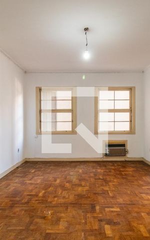 Apartamento à venda com 136m², 3 quartos e 1 vaga Apartamento à venda com 136m², 3 quartos e 1 vagaSala