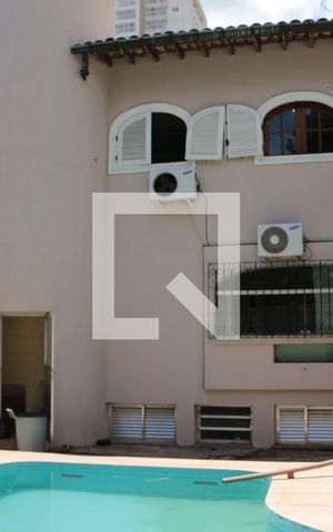 Casa à venda com 400m², 6 quartos e 5 vagasPiscina