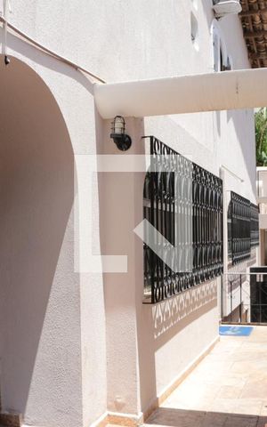 Casa à venda com 400m², 6 quartos e 5 vagasCorredor