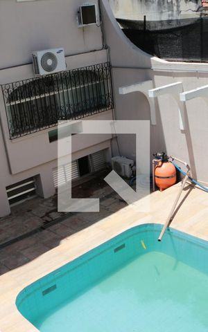 Casa à venda com 400m², 6 quartos e 5 vagasQuintal