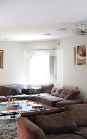 Casa à venda com 400m², 6 quartos e 5 vagasSala