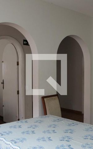 Casa à venda com 400m², 6 quartos e 5 vagasCopa