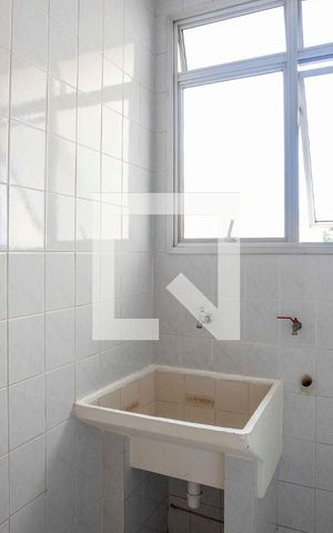 Apartamento para alugar com 53m², 2 quartos e 1 vagaÁrea de Serviço