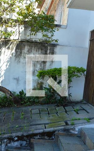 Casa à venda com 170m², 3 quartos e 2 vagas Casa à venda com 170m², 3 quartos e 2 vagasJardim