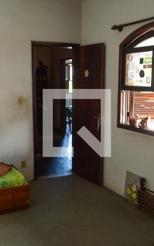 Casa à venda com 170m², 3 quartos e 2 vagas Casa à venda com 170m², 3 quartos e 2 vagasQuarto 2
