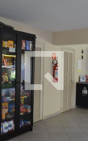 Apartamento à venda com 100m², 3 quartos e 1 vagaMini Market