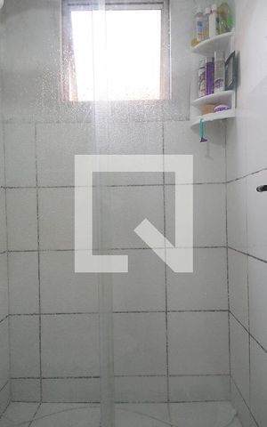 Apartamento à venda com 46m², 2 quartos e 1 vaga Apartamento à venda com 46m², 2 quartos e 1 vagaBanheiro