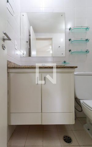 Apartamento para alugar com 75m², 2 quartos e 2 vagas Apartamento para alugar com 75m², 2 quartos e 2 vagasSuíte - Banheiro