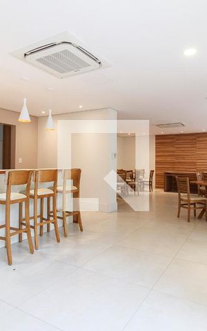 Apartamento para alugar com 75m², 2 quartos e 2 vagas Apartamento para alugar com 75m², 2 quartos e 2 vagasÁrea comum - Salão de festas