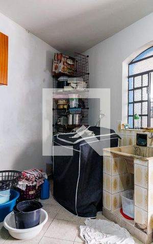 Casa à venda com 150m², 3 quartos e 4 vagas Casa à venda com 150m², 3 quartos e 4 vagasÁrea de Serviço