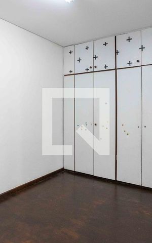 Casa à venda com 200m², 2 quartos e 2 vagasQuarto 1