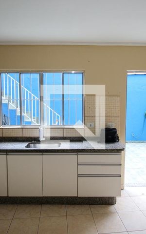 Casa à venda com 80m², 2 quartos e 1 vaga Casa à venda com 80m², 2 quartos e 1 vagaCozinha