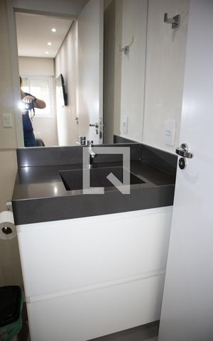 Apartamento à venda com 123m², 3 quartos e 2 vagasBanheiro do Quarto 1