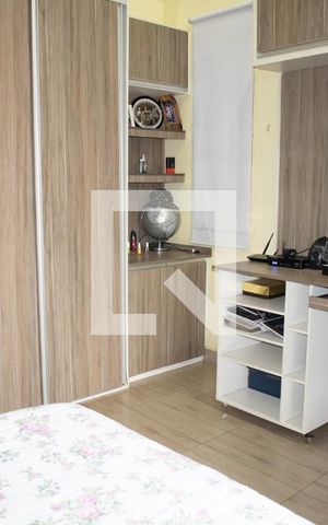 Casa à venda com 400m², 5 quartos e 8 vagasQuarto de Serviço